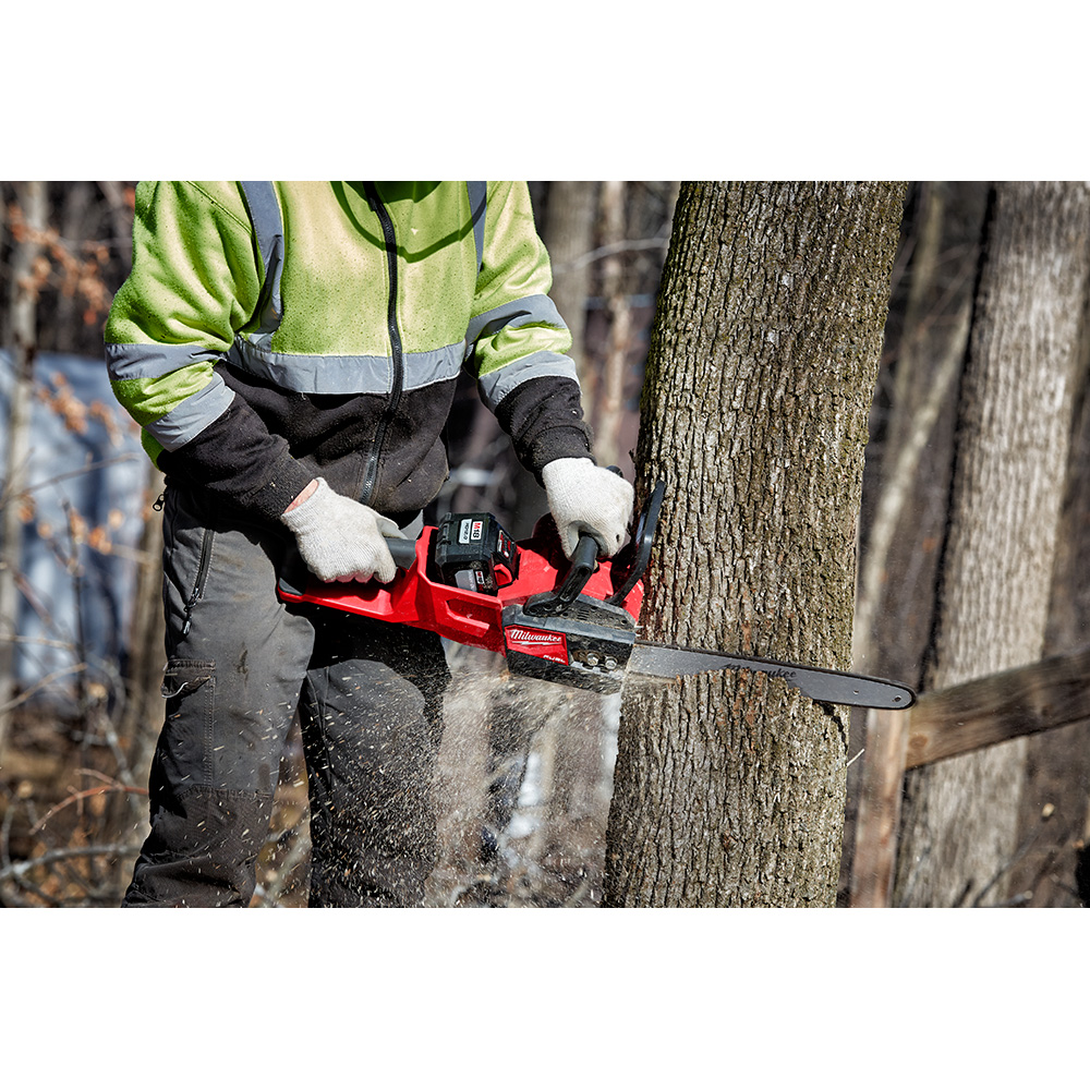 Milwaukee M18 16-Inch Chainsaw Kit from GME Supply