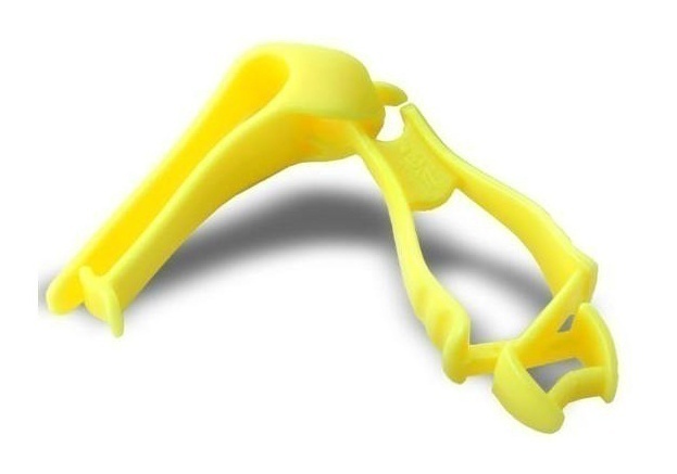 Ergodyne 3405 Squids Glove Grabber with Belt Clip from GME Supply