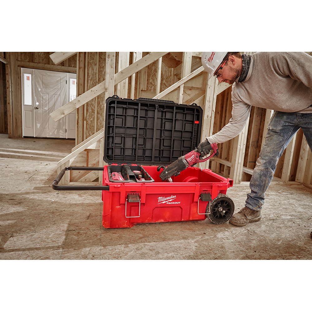 Milwaukee PACKOUT Rolling Tool Chest from GME Supply