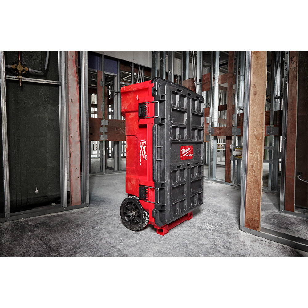 Milwaukee PACKOUT Rolling Tool Chest from GME Supply