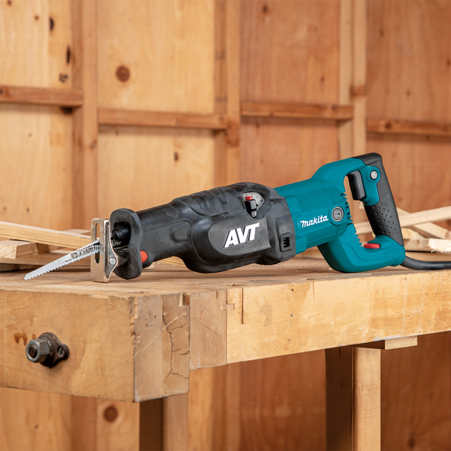 Makita AVT Reciprocating Saw - 15 AMP from GME Supply